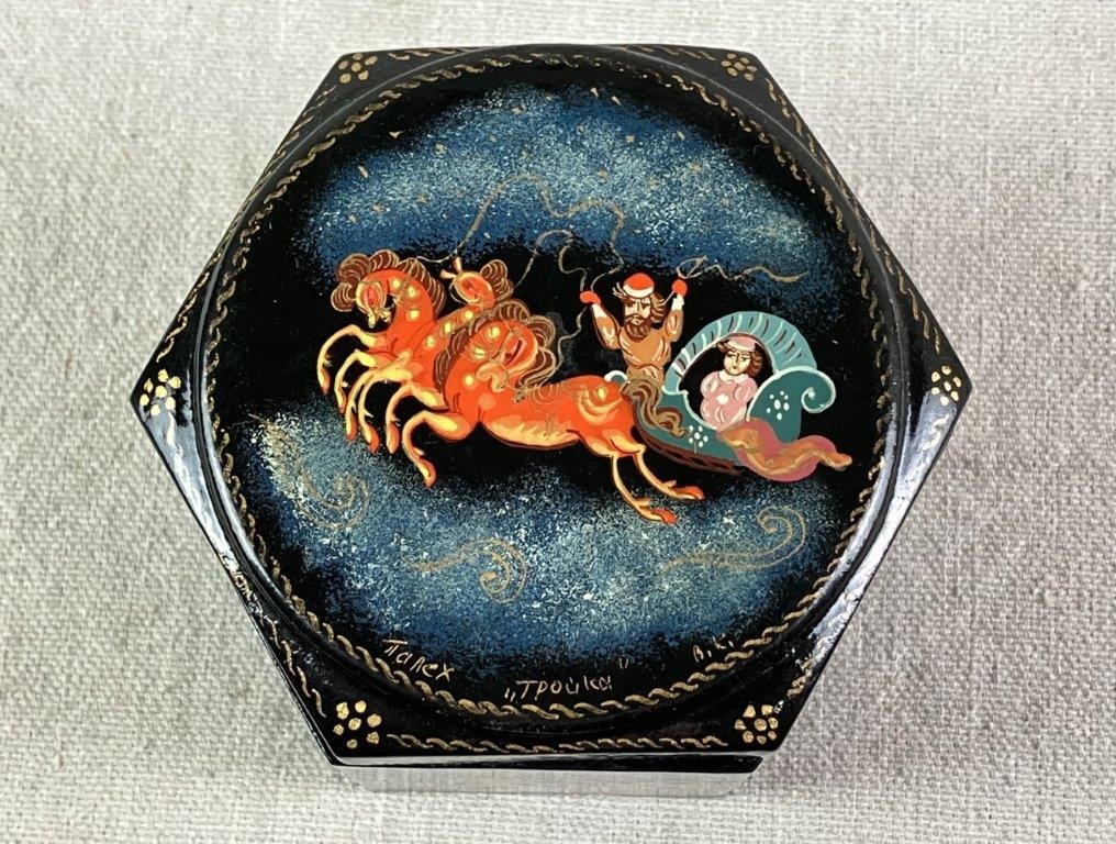 Hand Painted Russian Lacquer Box - 4