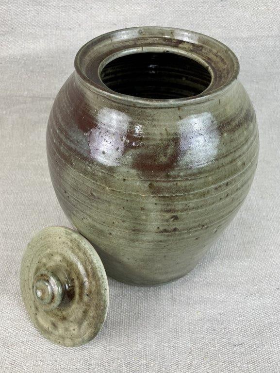 North Carolina Studio Pottery Covered Jar - 3