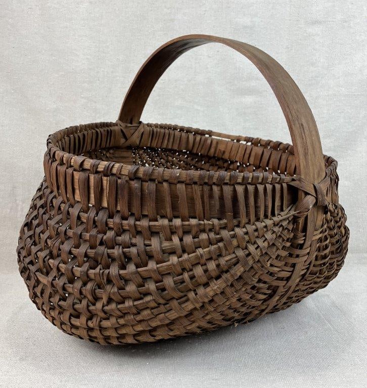 Country Buttocks Basket - 2