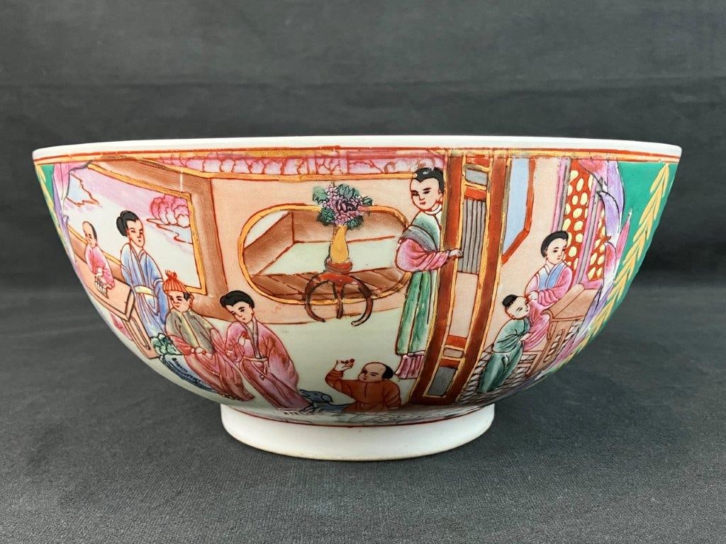 Chinese Handpainted Porcelain Export Bowl - 2