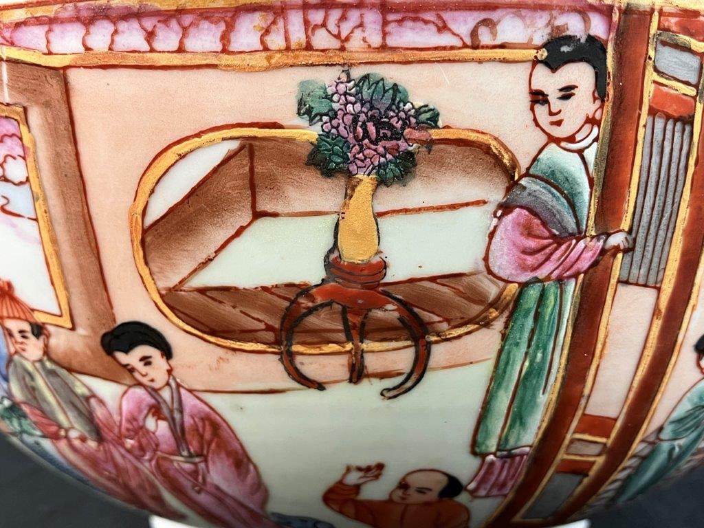 Chinese Handpainted Porcelain Export Bowl - 5