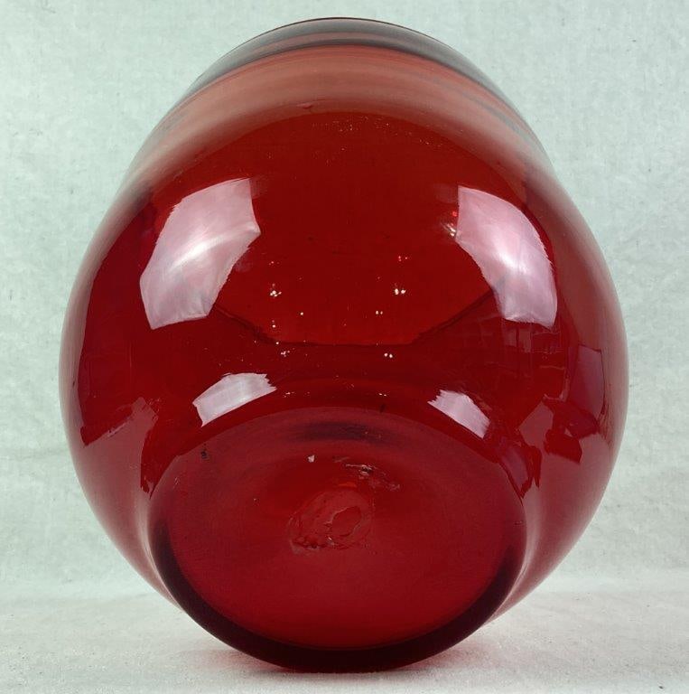 Art Glass Ruby Red Vase - 4