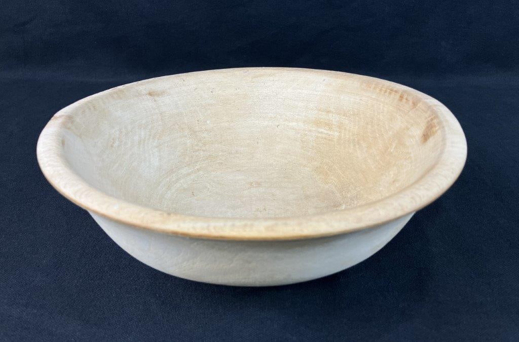Turned Wood Bowl: Expertly turned bowl in soft natural light wood tones. Signed “M.M.E. 2014” on the base. Measures approximately 3 3/4″ H x 9 7/8″ diameter. Good condition. 