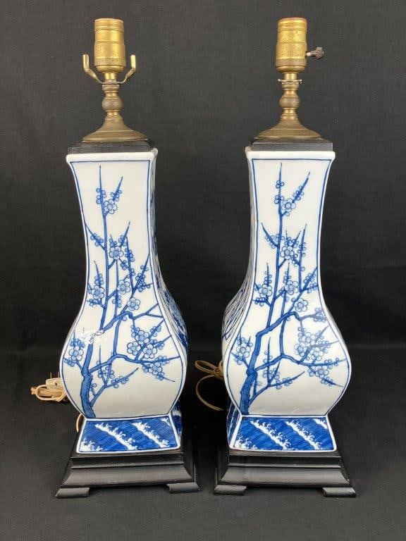 Pair of Blue and White Porcelain Lamps (1 of 8)