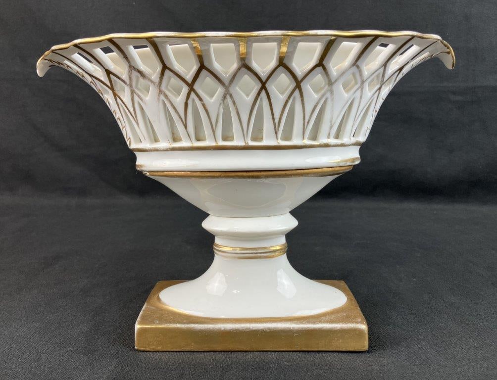 Old Paris Gilt Porcelain Flower Compote - 4