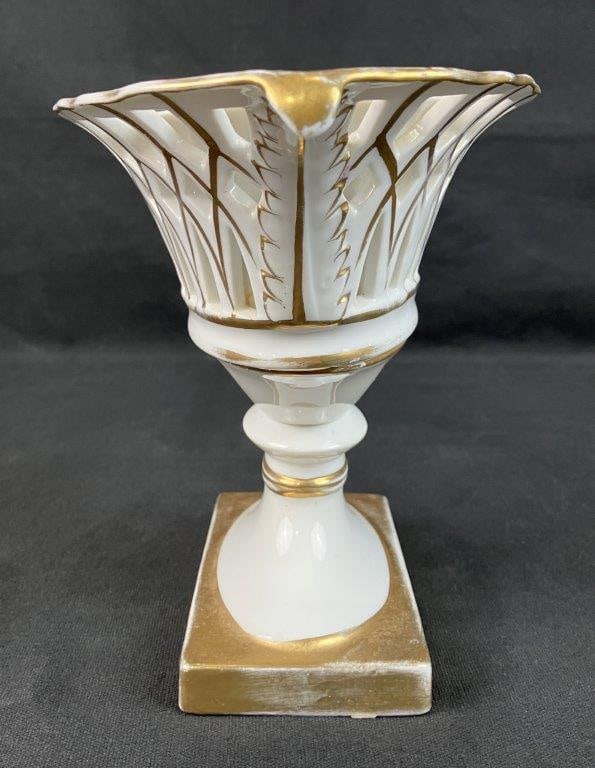 Old Paris Gilt Porcelain Flower Compote - 7