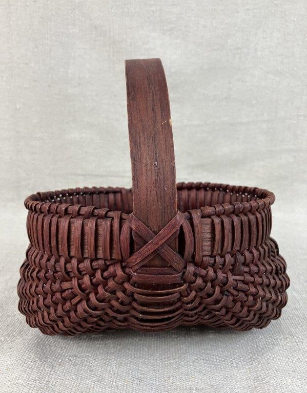 Three Red Painted Country Buttocks Baskets - 6