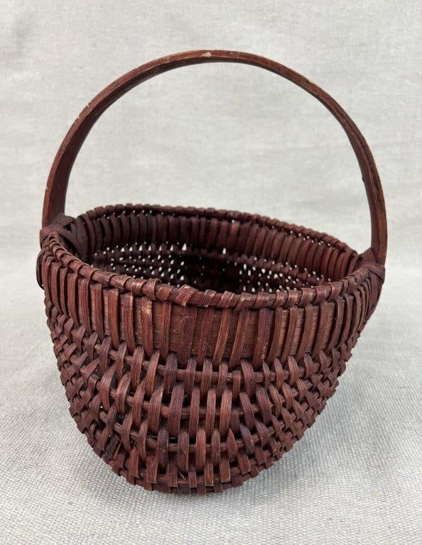 Three Red Painted Country Buttocks Baskets - 7