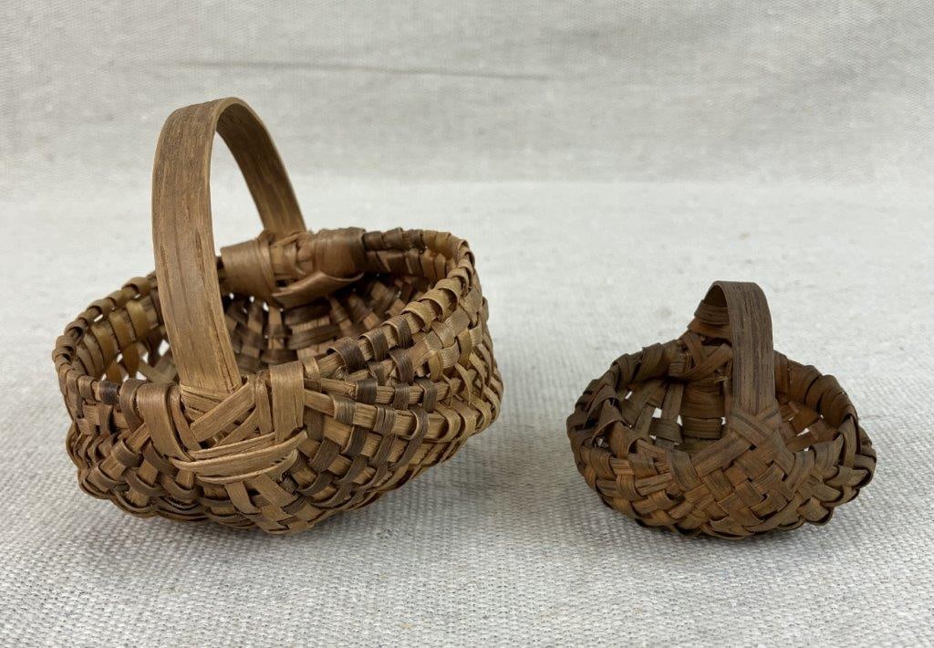 Four Country Buttocks Baskets - 9