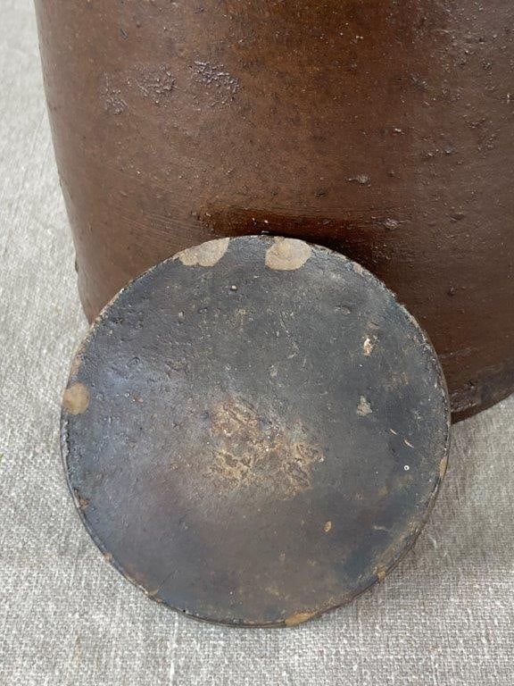 Primitive Lidded Stoneware Jar - 5