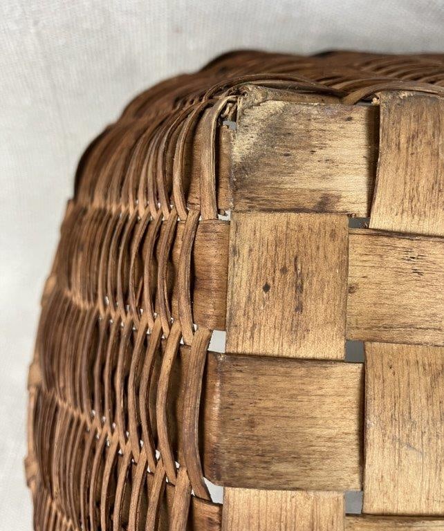 Three Country Split Oak Gathering Baskets - 10