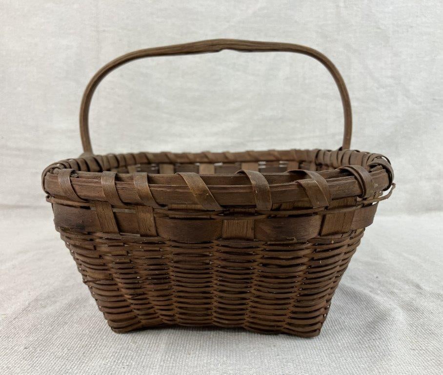 Three Country Split Oak Gathering Baskets - 6