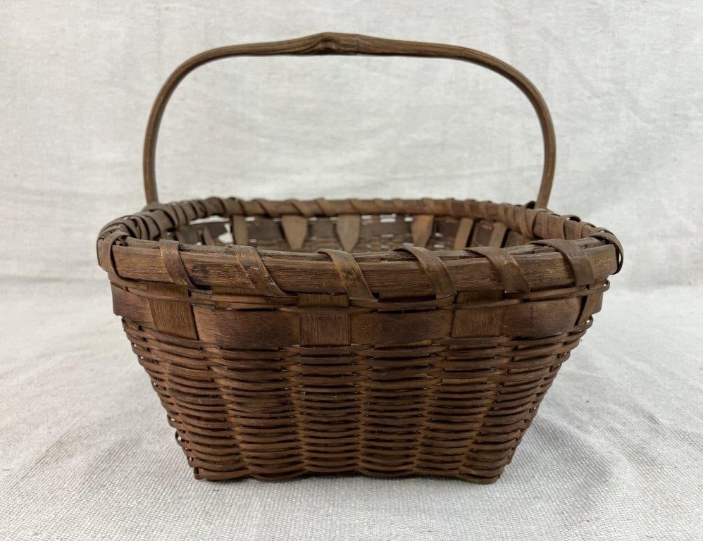 Three Country Split Oak Gathering Baskets - 8