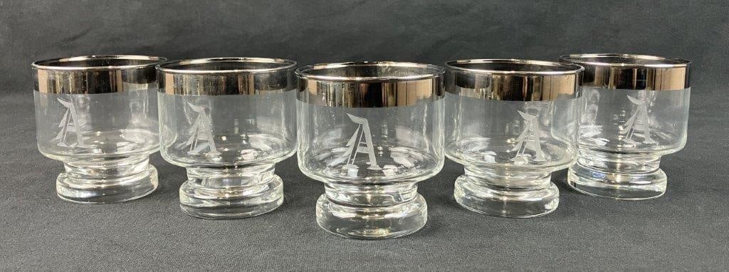 Mid Century Modern Etched Glass and Silver Rimmed Rocks Glasses - 3