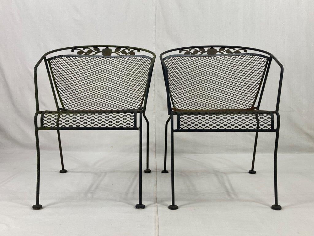 Set of Patio Table and Chairs - 7