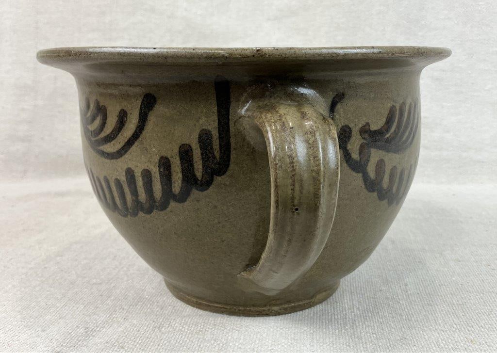 Edgefield Thomas Chandler Decorated Chamber Pot - 6