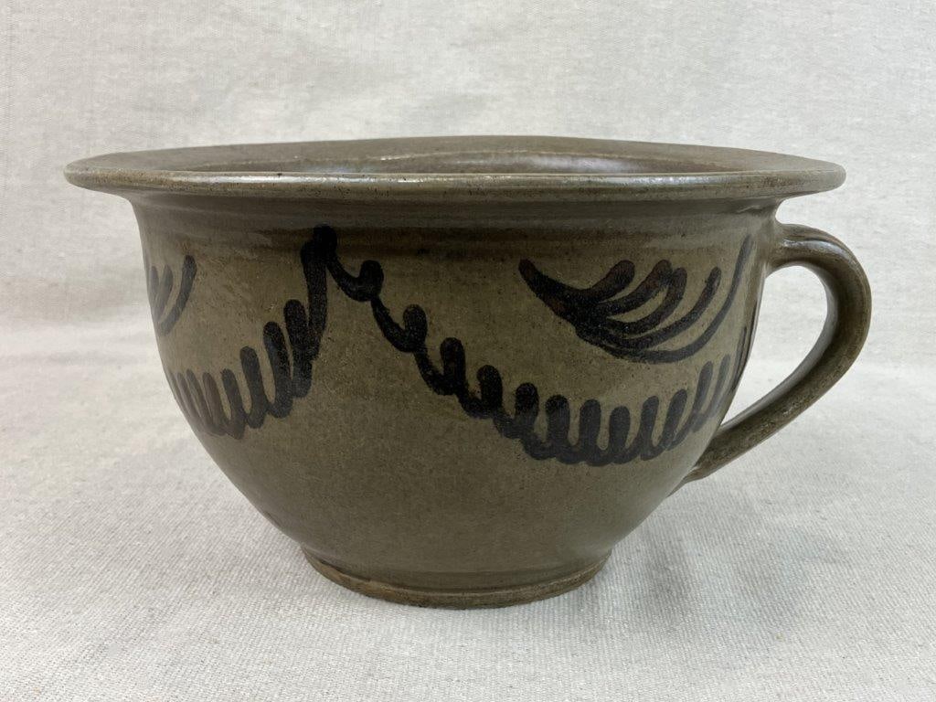Edgefield Thomas Chandler Decorated Chamber Pot - 8