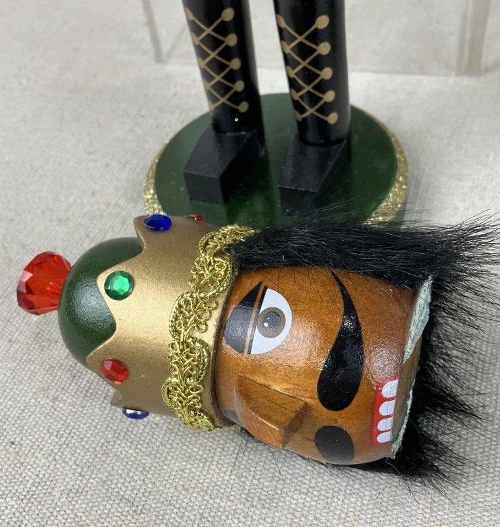 Six Christmas Nutcrackers - 2