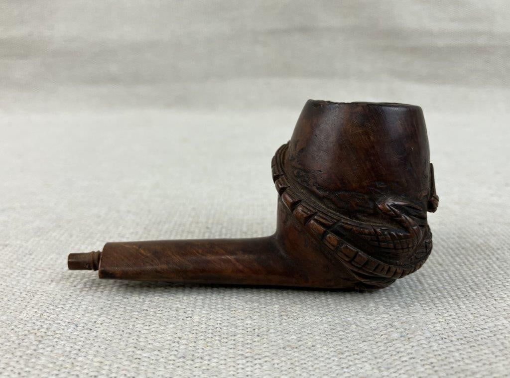 Folk Art Alligator Pipe - 2