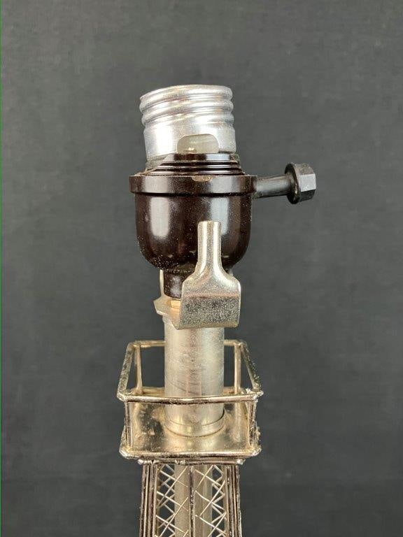 Eiffel Tower Form Lamp - 5