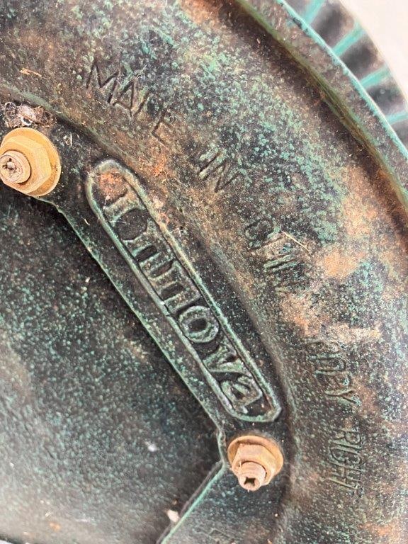 Cast Iron Bird Feeder - 6