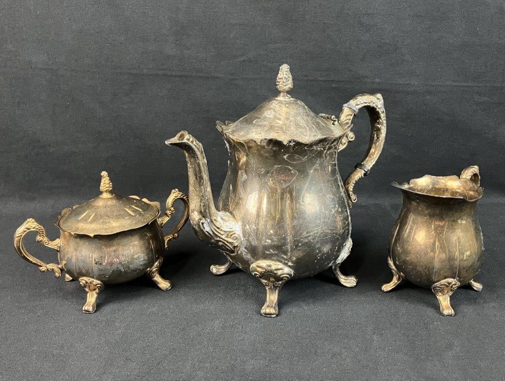 Silverplate Tea Set (1 of 8)