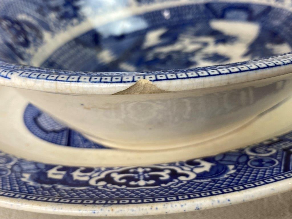 Blue Willow China Lot - 4