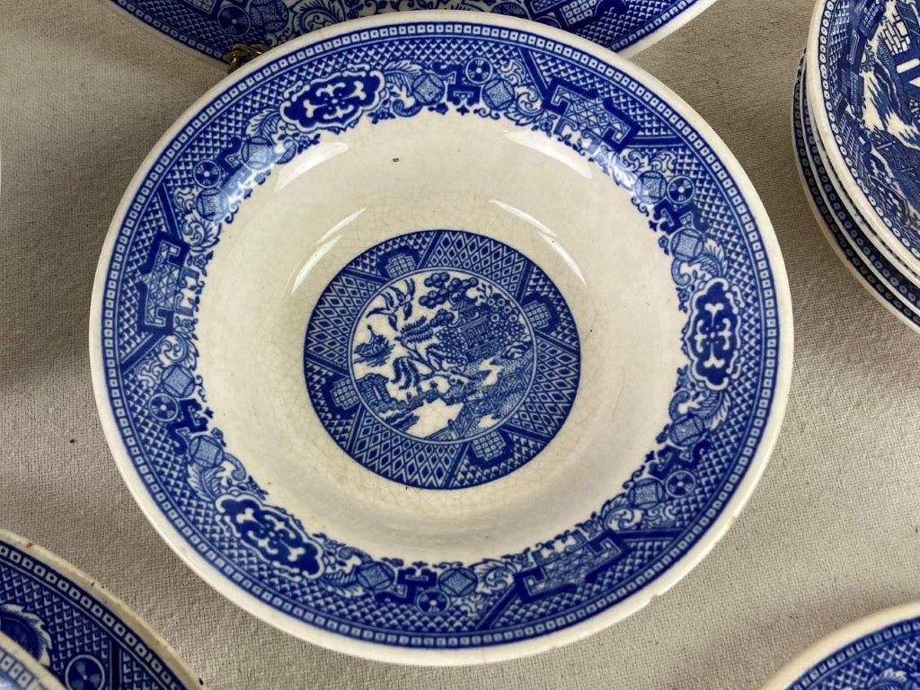 Blue Willow China Lot - 5