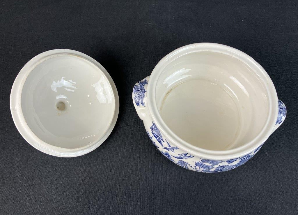Blue Willow Blue and White Covered Dish - 7