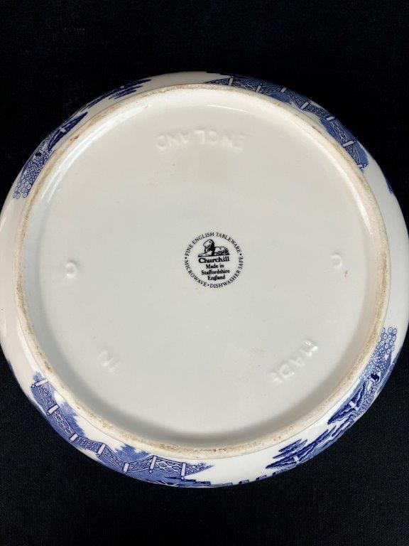 Blue Willow Blue and White Covered Dish - 8