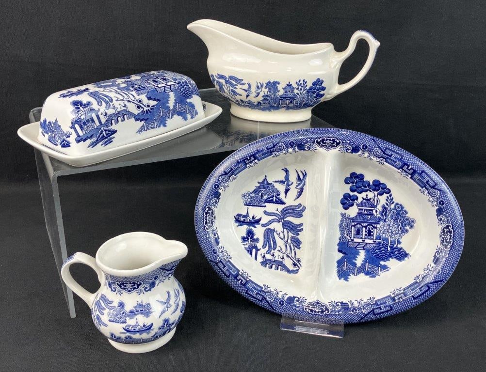 Four Blue Willow Blue and White China Pieces (1 of 6)