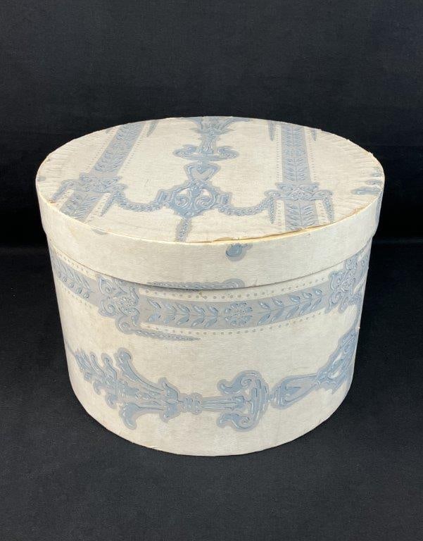 19th Century Hat Box (1 of 7)