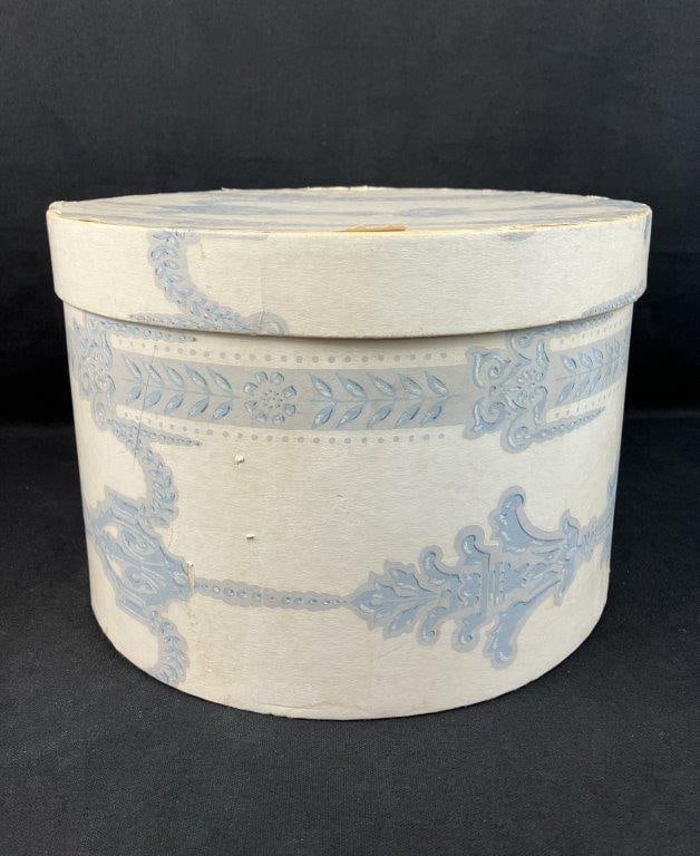 19th Century Hat Box - 4