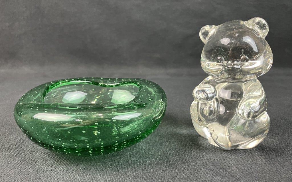 Art Glass Fenton Bear and Bowl - 2