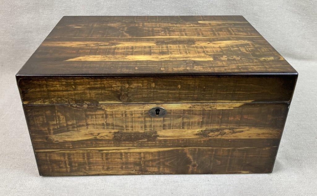 Humidor (1 of 8)