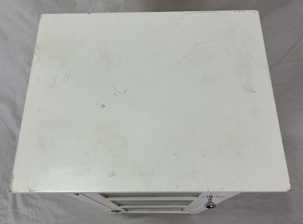 White Contemporary Cabinet - 5