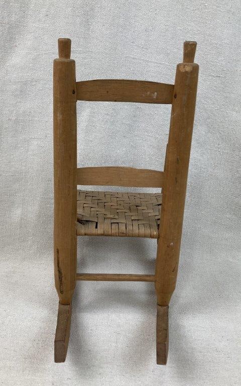 Miniature Rocking Chair and George Washington Tooled Leather Book - 7