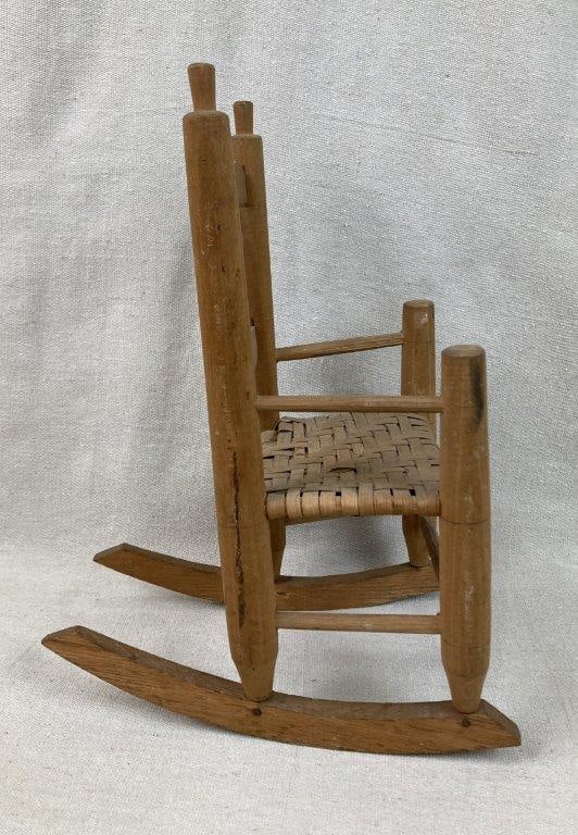 Miniature Rocking Chair and George Washington Tooled Leather Book - 8