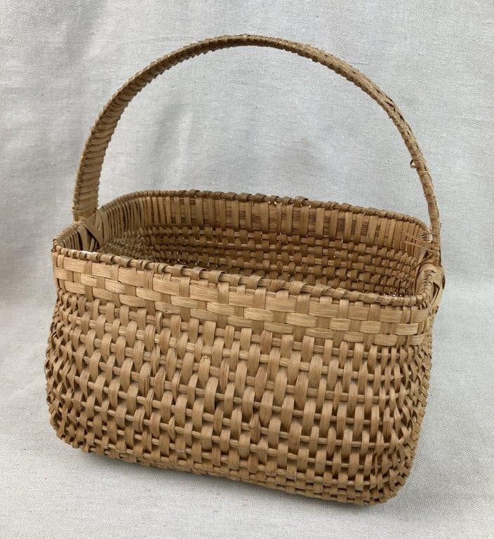 Country Gathering Basket (1 of 8)