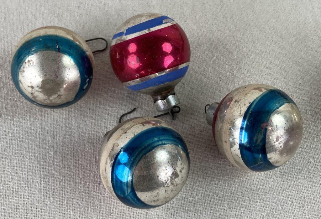 20th Century Christmas Ornaments and Decor - 4