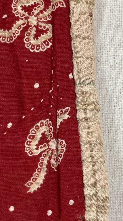 Red Pattern Quilt - 3