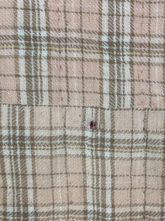 Red Pattern Quilt - 6