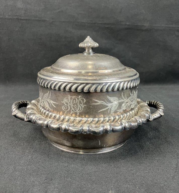 Silverplate Covered Butter Dish (1 of 5)