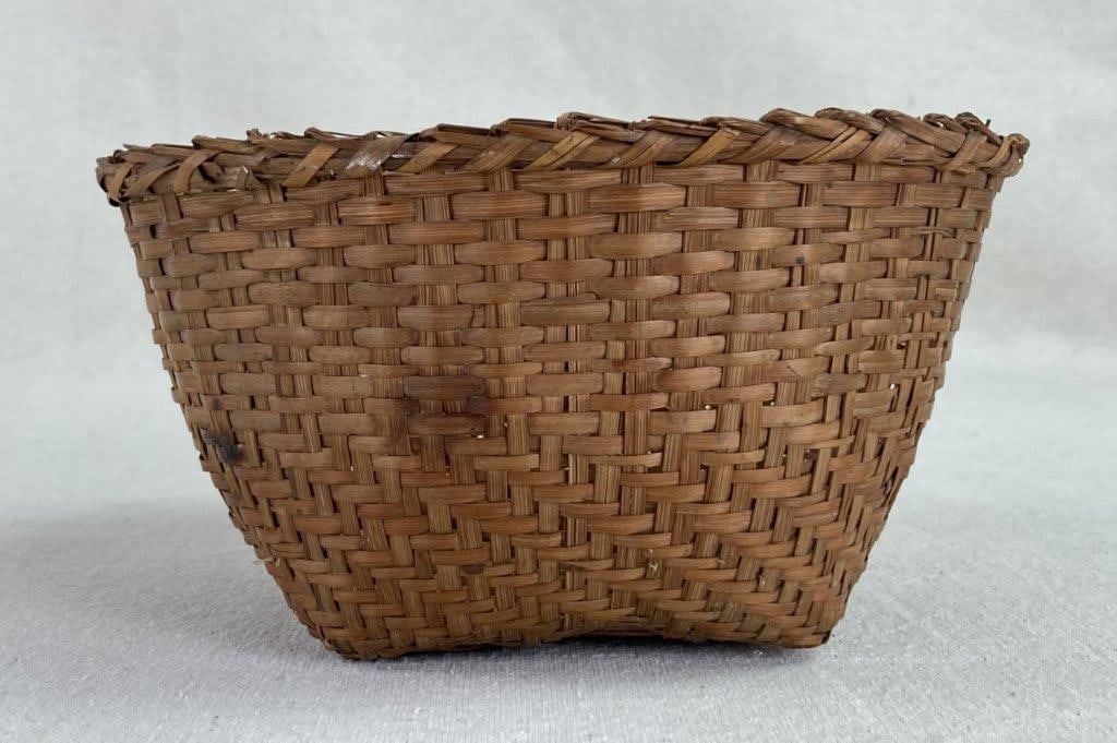 Small Native American Basket - 3