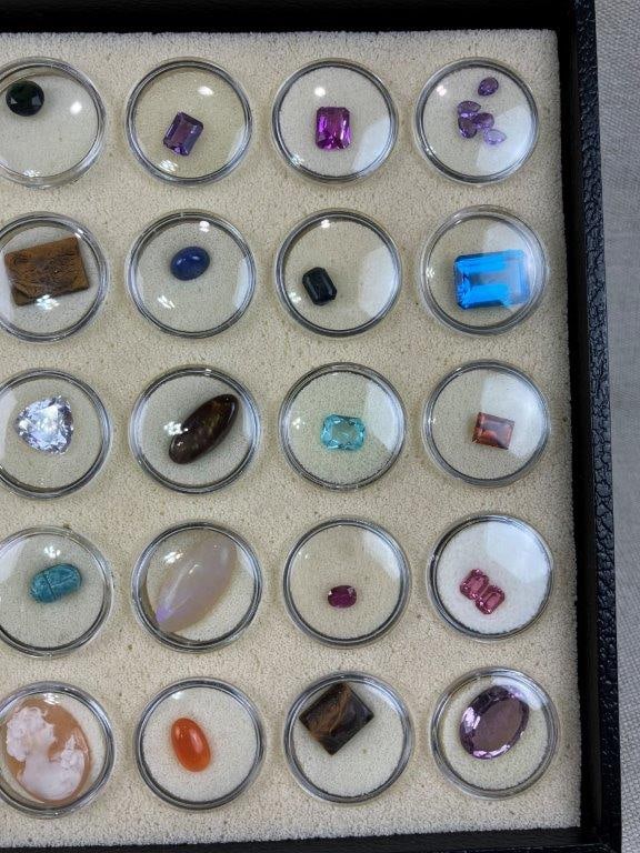 Lot of 50 Gemstones Including Precious Stones - 4