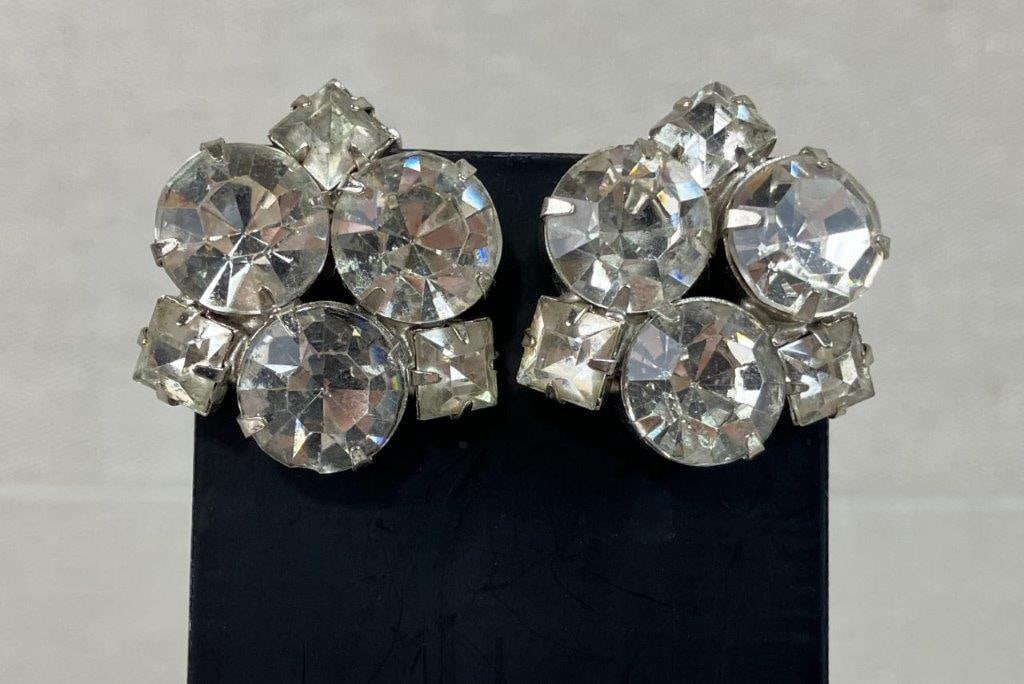 Vintage and Antique Jewelry Assortment - 3