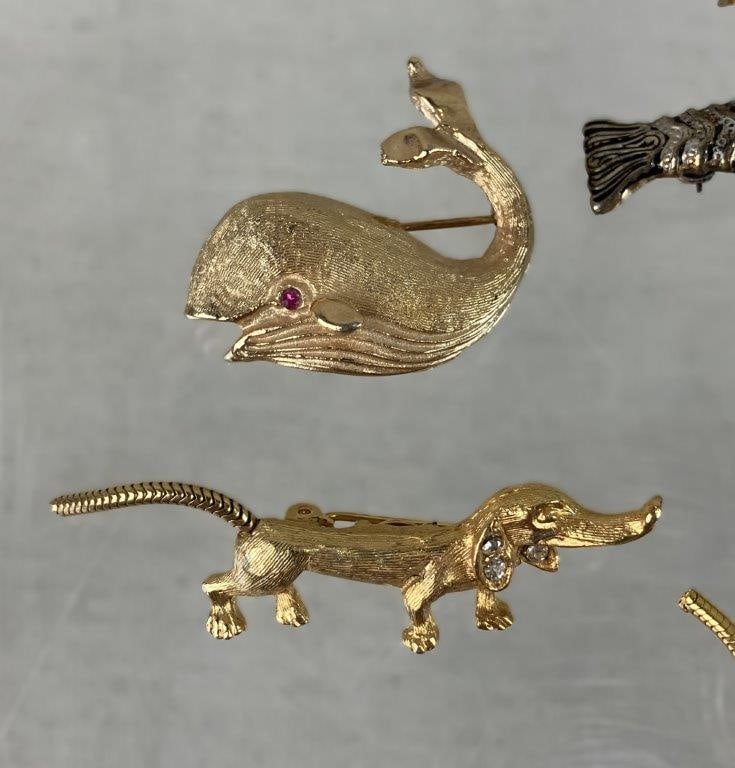 Assortment of Gold-tone Brooches Including Jonette Jewelry and Napier - 2