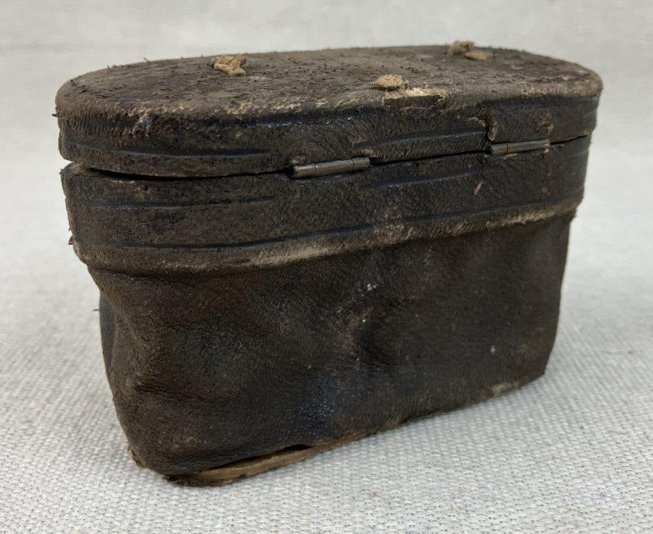 19th Century Mother-of-Pearl Inlay Opera Glasses - 10