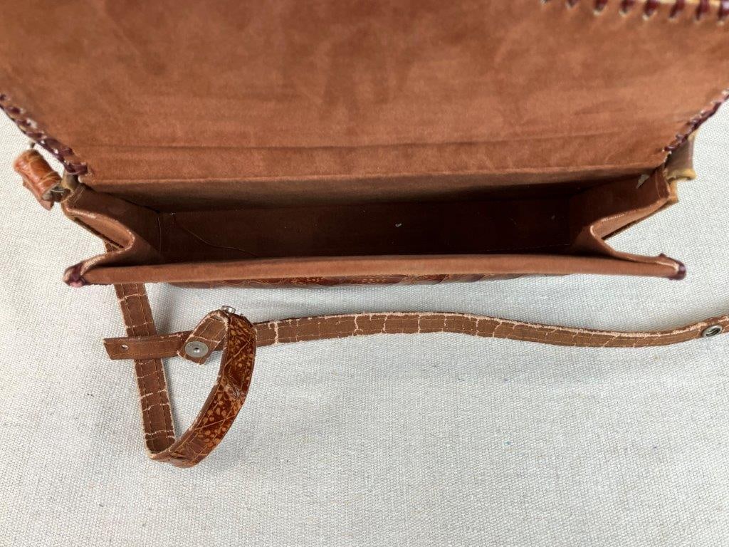 Vintage S & S Alligator Taxidermy Purse - 10