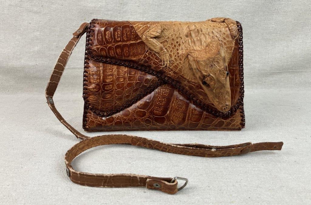 Vintage S & S Alligator Taxidermy Purse - 3
